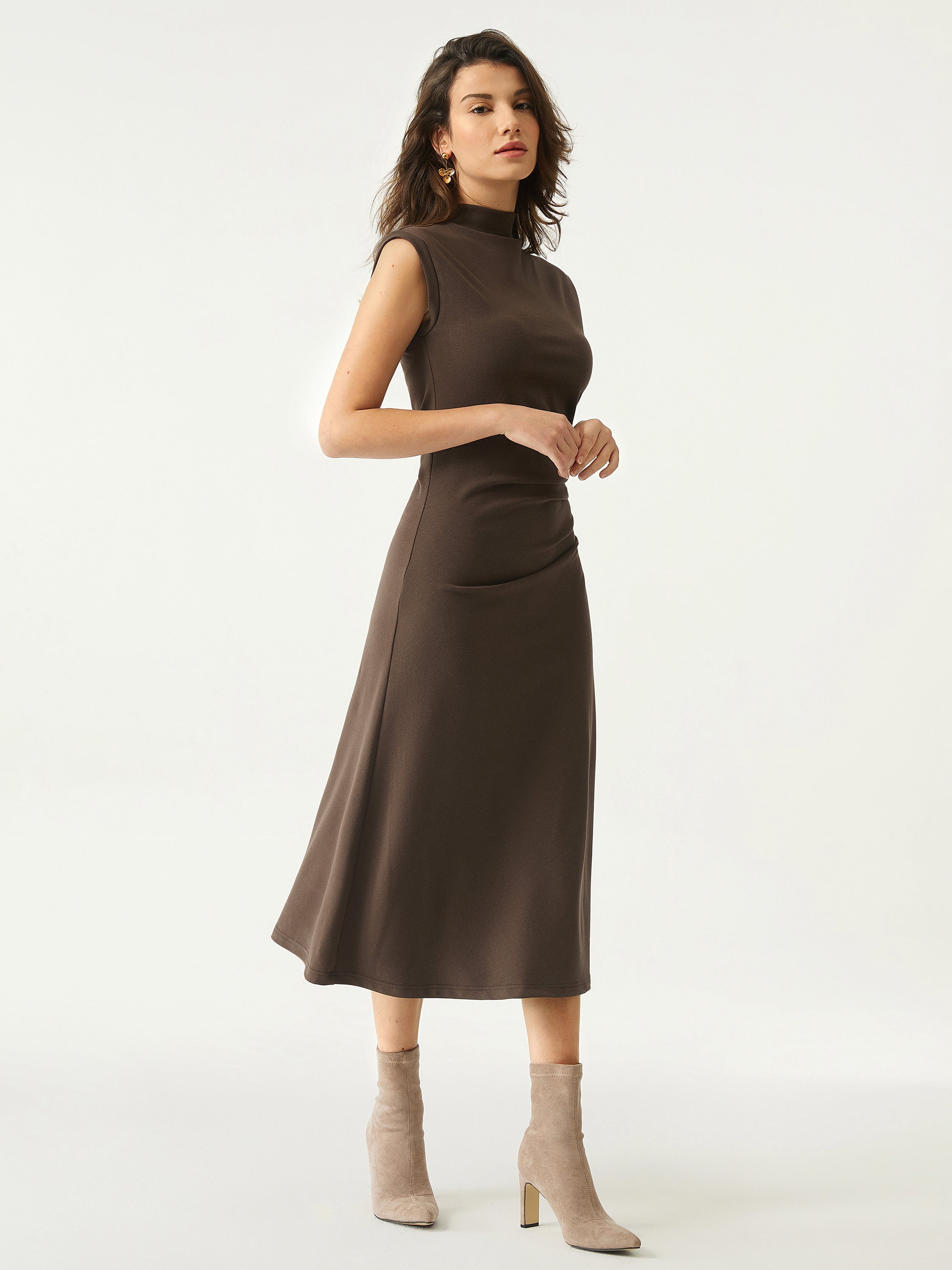 Éternelle ™ | Robe Midi à Col Haut