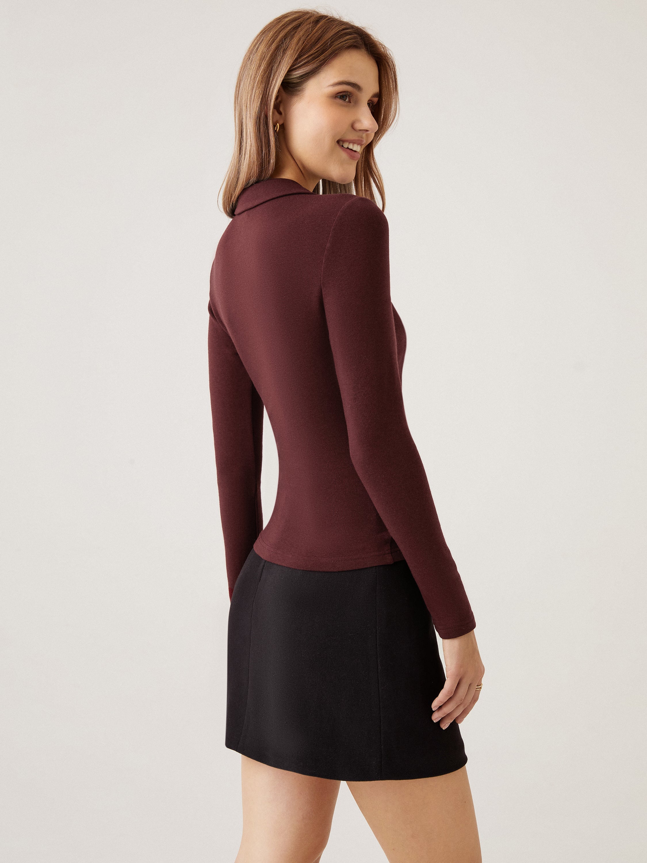 Éternelle™ | Haut à Col et à Encolure en V